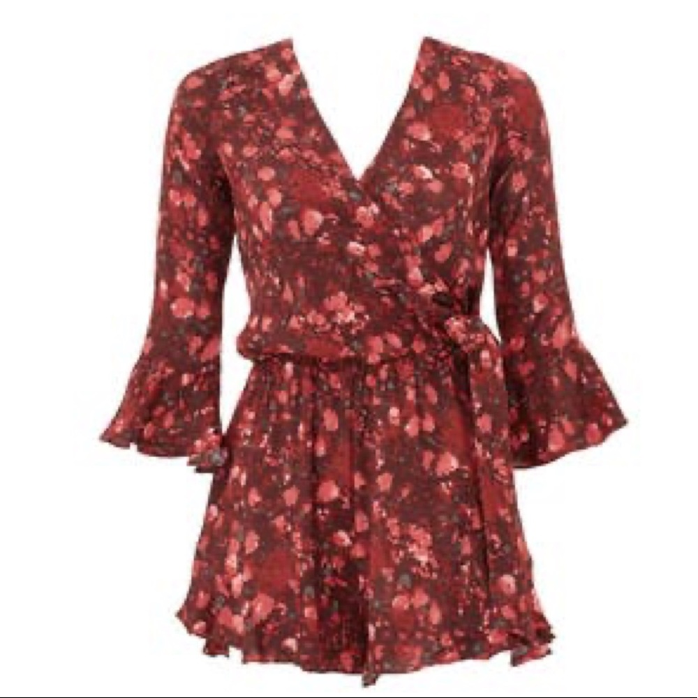 PRINTED FLUTTER-DETAIL ROMPER